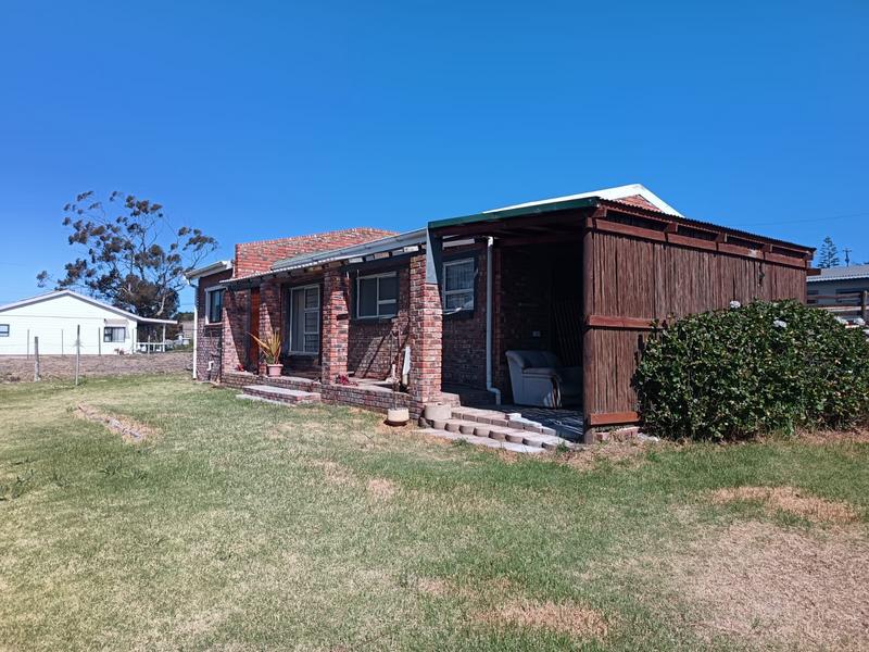 2 Bedroom Property for Sale in Albertinia Western Cape